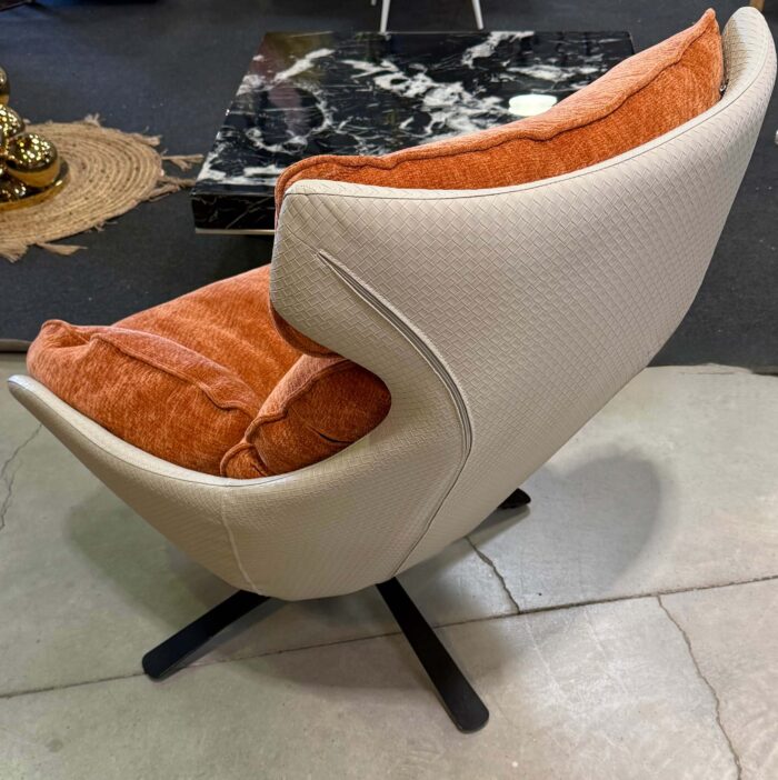 Cosy lounge – Image 4